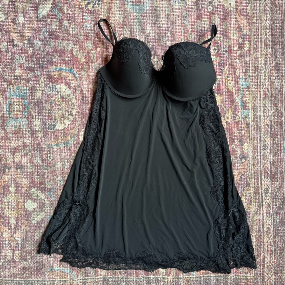 Victoria’s Secret 36D Push-up Black Lace lingerie slip